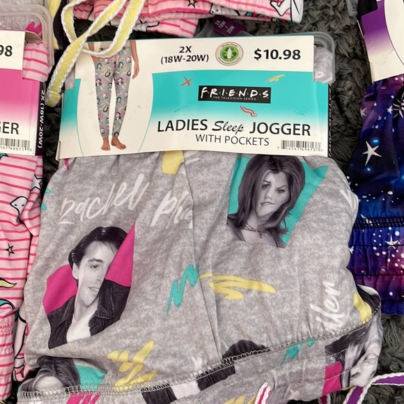 Ladies, joggers brand new multiple sizes pajamas - Picture 3 of 5